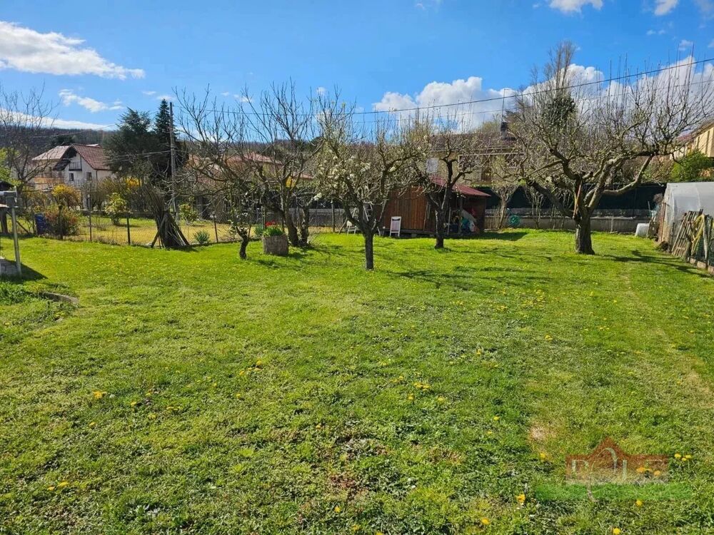 VIENNE, Villa T7 de 170m² avec un terrain de 1500m² avec dépend