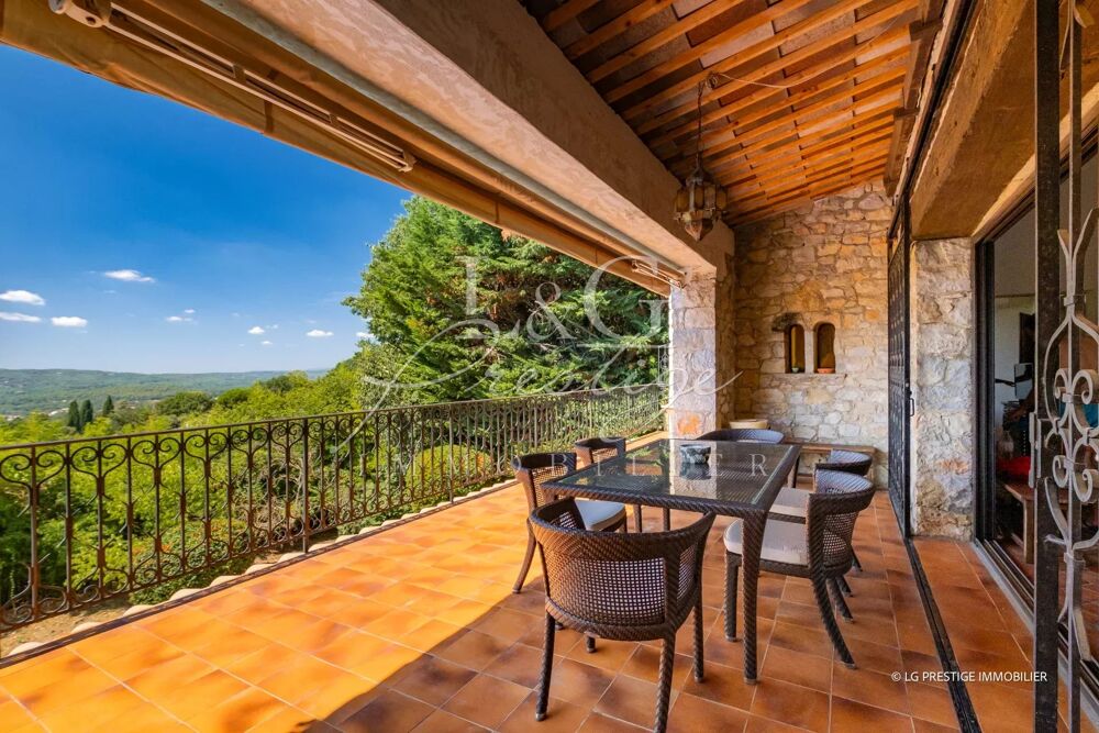 À Vendre Villa Montauroux avec Piscine, 5 Pièces, 111m²