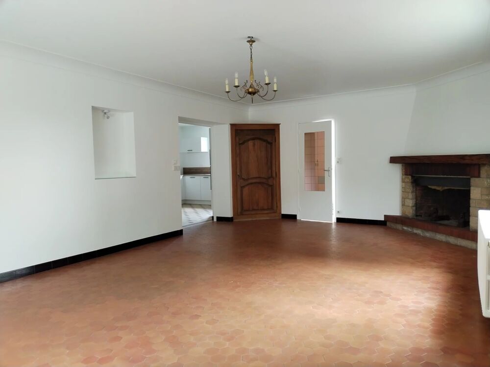 Location Maison MAISON À LOUER 6P 4 CHAMBRES TERRAIN 700 M² Amilly