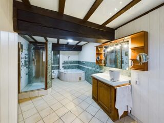  Maison � vendre 7 pi�ces 205 m�