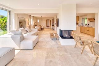  Maison à louer 6 pièces 176 m²
