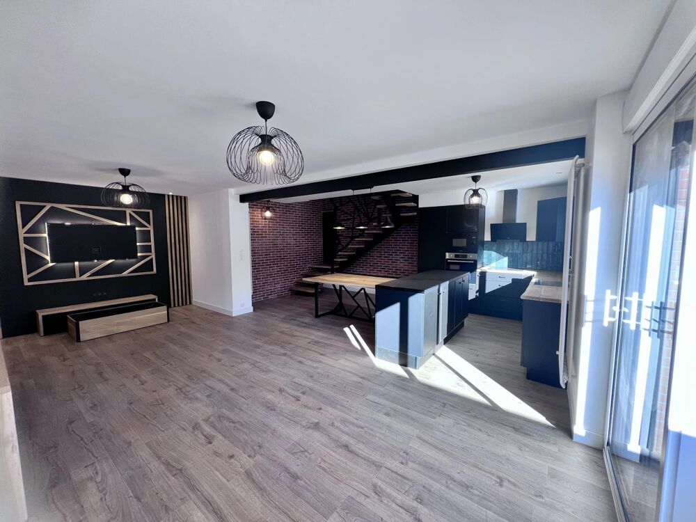 Vente Maison MAISON DE VILLE AVEC COUR ET TERRASSES À DEUX PAS DU CENTRE-VILL Beaumont