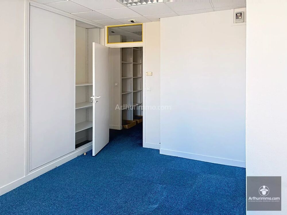   ROANNE HYPER-CENTRE – MURS COMMERCIAUX / BUREAUX – ENVIRON 100 M Roanne