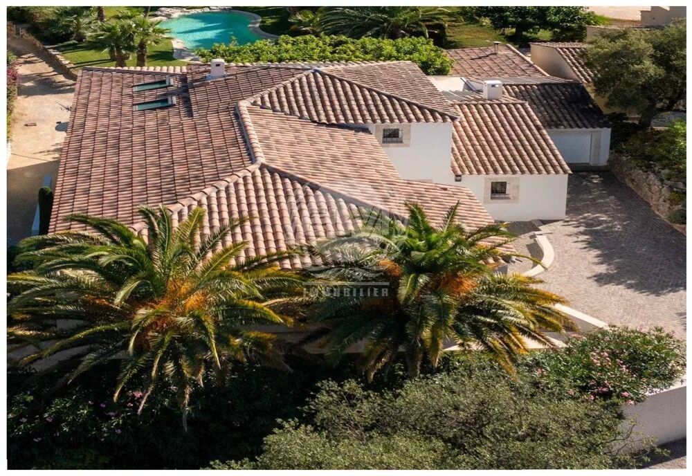 Villa en vente viagère proche centre du Plan de la Tour