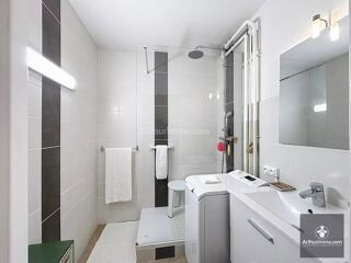  Appartement  vendre 2 pices 49 m