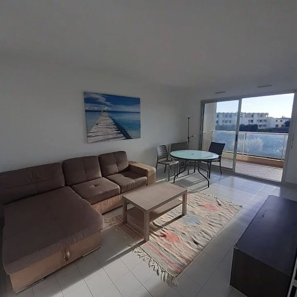 Location Appartement Deux pièces de 45m² avec terrasse et parking Antibes