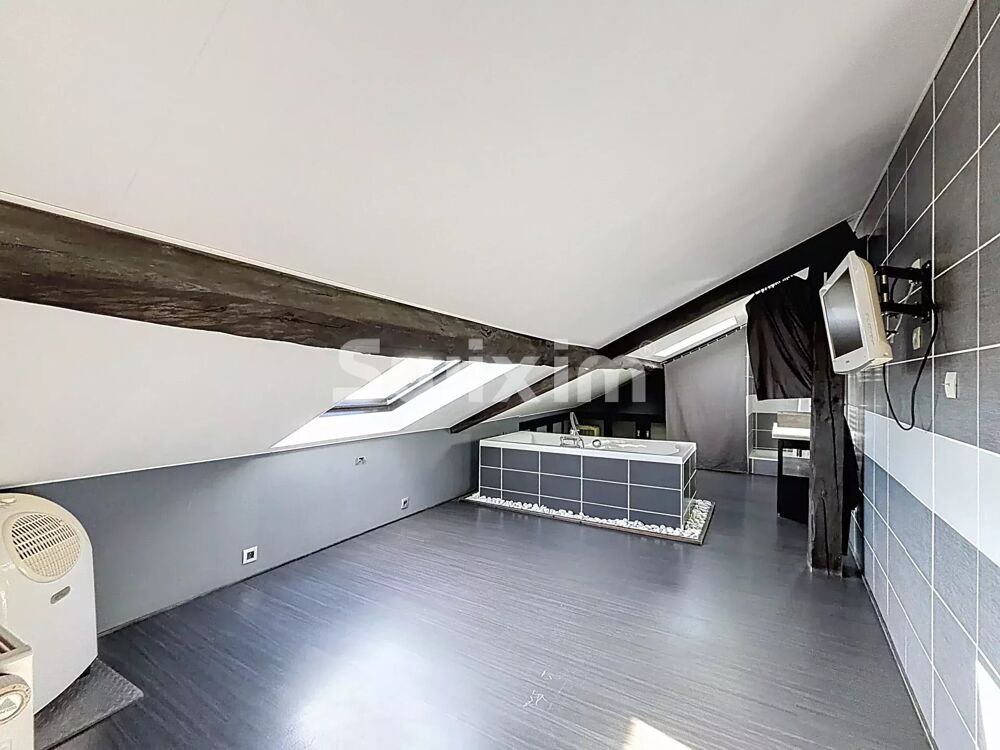 � vendre  Maison P�ron (01630)