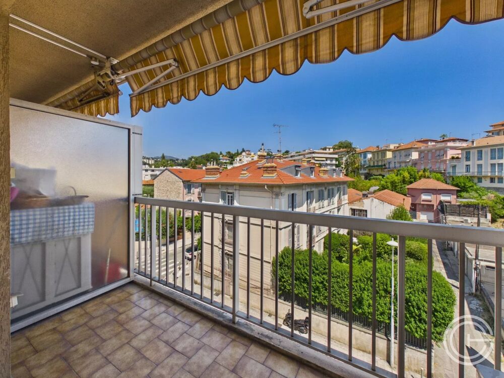 Location Appartement 2 PIECES VIDE - 167 AV SAINT LAMBERT - PROCHE LIBERATION Nice