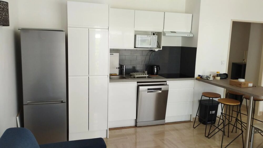 Location Appartement 2 P standing JUAN la Rostagne a Louer _ Bail Meublé 1 an Antibes