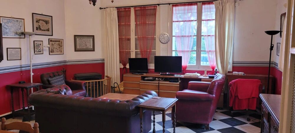 Vente Maison EXCLUSIVITÉ – MAISON DE VILLAGE, CAVES ET ACCÈS PRIVATIF AU BORD Montoire-sur-le-loir
