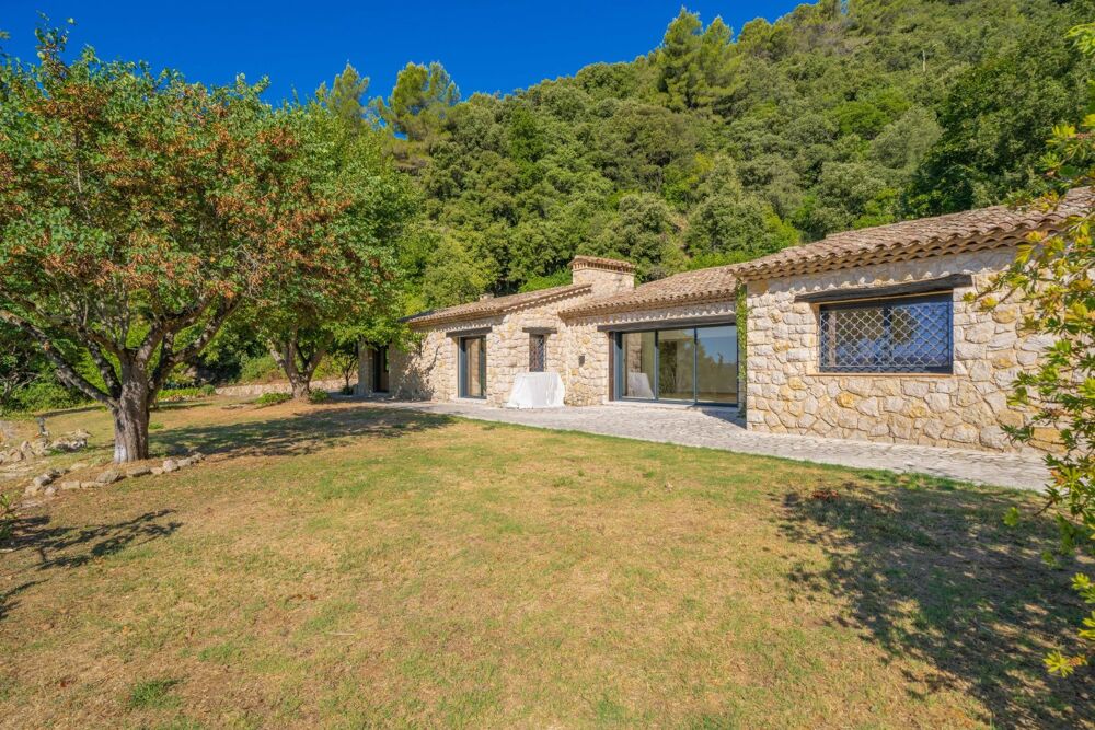 Vente Maison Le Tignet – Superbe villa de plain-pied en pierre, 300 m², terra Le tignet