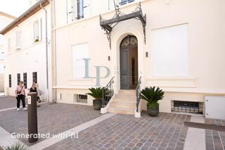  H�tel Particulier � vendre 8 pi�ces 301 m�