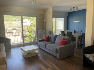  Appartement à louer 3 pièces 75 m²
