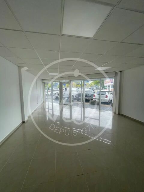 Local commercial 950 97122 Baie-mahault