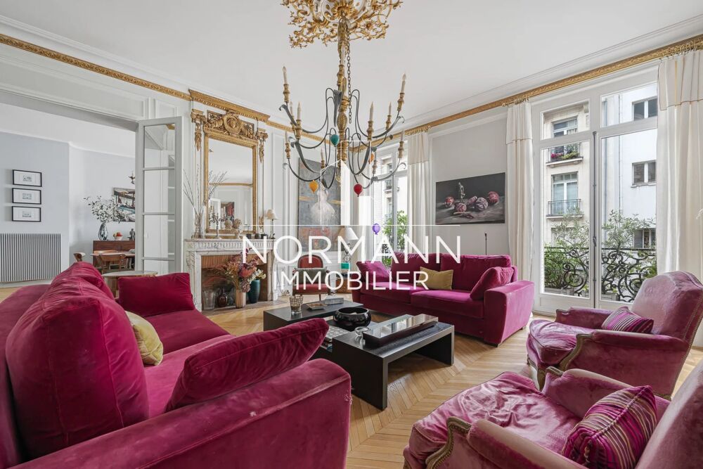 Vente Appartement PARIS 8 - RUE DU FAUBOURG SAINT HONORE / HOCHE - 5 CHAMBRES Paris 8