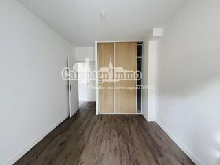  Appartement à louer 3 pièces 70 m²
