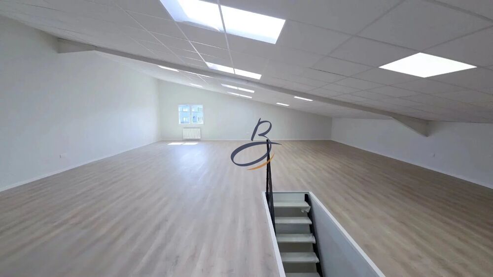   Bureaux professionnels à louer – 185 m² – Bourgoin-Jallieu 