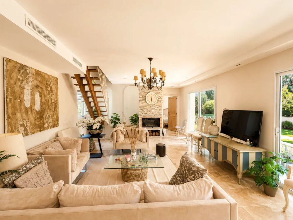 Vente Maison Élégante villa contemporaine au calme, entre mer et arrière-pays Saint-cézaire-sur-siagne