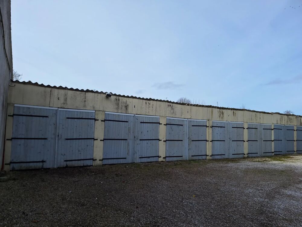 Location Parking/Garage Garage/Box/ Parking à louer Saint-Omer Longuenesse