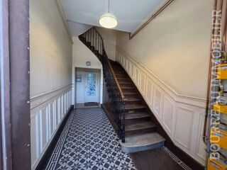  Immeuble � vendre 10 pi�ces 227 m�