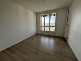  Appartement � louer 3 pi�ces 71 m�