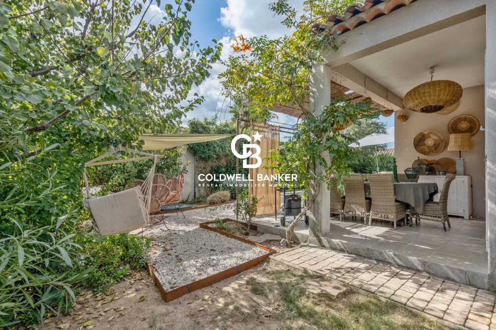 Grimaud, Maison de charme avec piscine