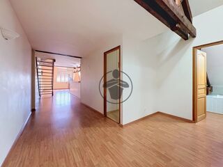  Appartement à louer 3 pièces 83 m²