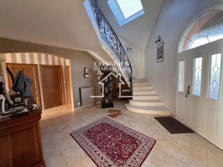  Maison � vendre 8 pi�ces 237 m�