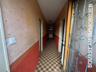  Maison à vendre 15 + pièces 330 m²