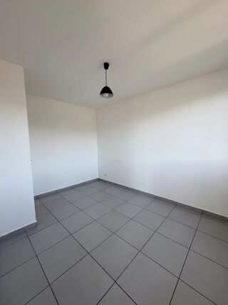  Appartement � louer 4 pi�ces 68 m�