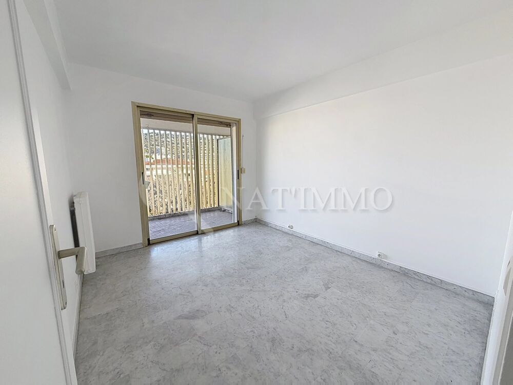 BANANE  2 P EN ÉTAGE ÉLEVÉ AVEC TERRASSE DE 13 M²