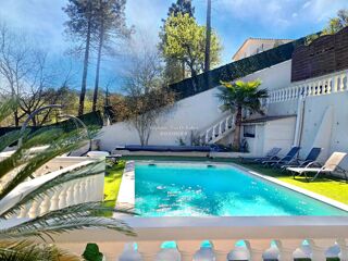  Villa � vendre 8 pi�ces 200 m�