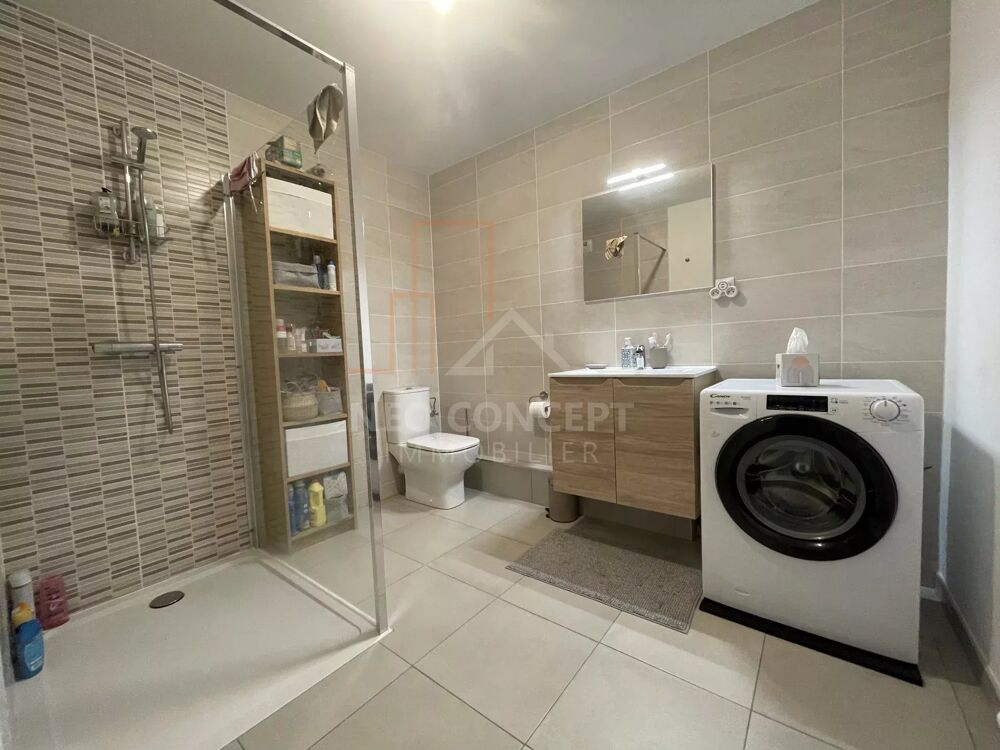 Location Appartement Beau 2 pièces d'environ 40 m2 habitables avec deux parkings et t Gries