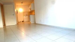  Appartement à louer 2 pièces 40 m²