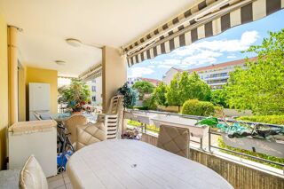  Appartement à vendre 6 pièces 136 m²
