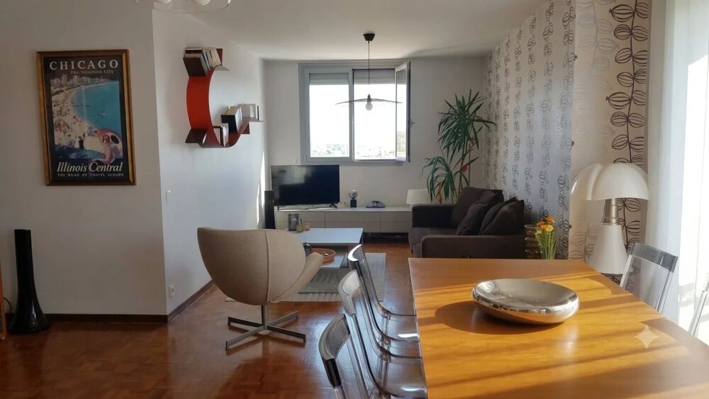 Vente Appartement T3/T4 TRAVERSANT DE 87 M²  ALLÉE DES PINS– VUE PANORAMIQUE MER E Marseille 9