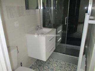  Appartement à louer 1 pièce 33 m²