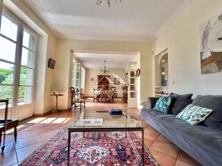  Maison � vendre 12 pi�ces 343 m�