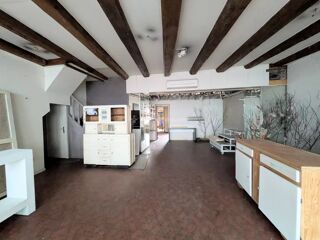  Immeuble à vendre 7 pièces 195 m²