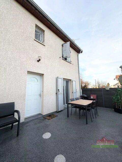   SAINT-ANDRE-LE-GAZ, Maison de ville jumel�e de 82 m� avec garage Maison - 4 pi�ce(s) - 83 m�