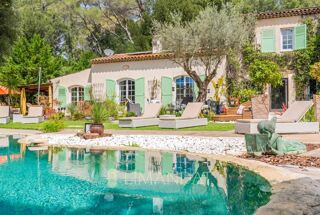  Villa à vendre 7 pièces 260 m²