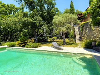  Maison � vendre 6 pi�ces 245 m�