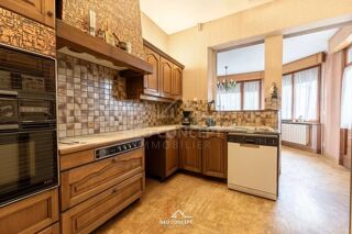  Maison à vendre 11 pièces 240 m²