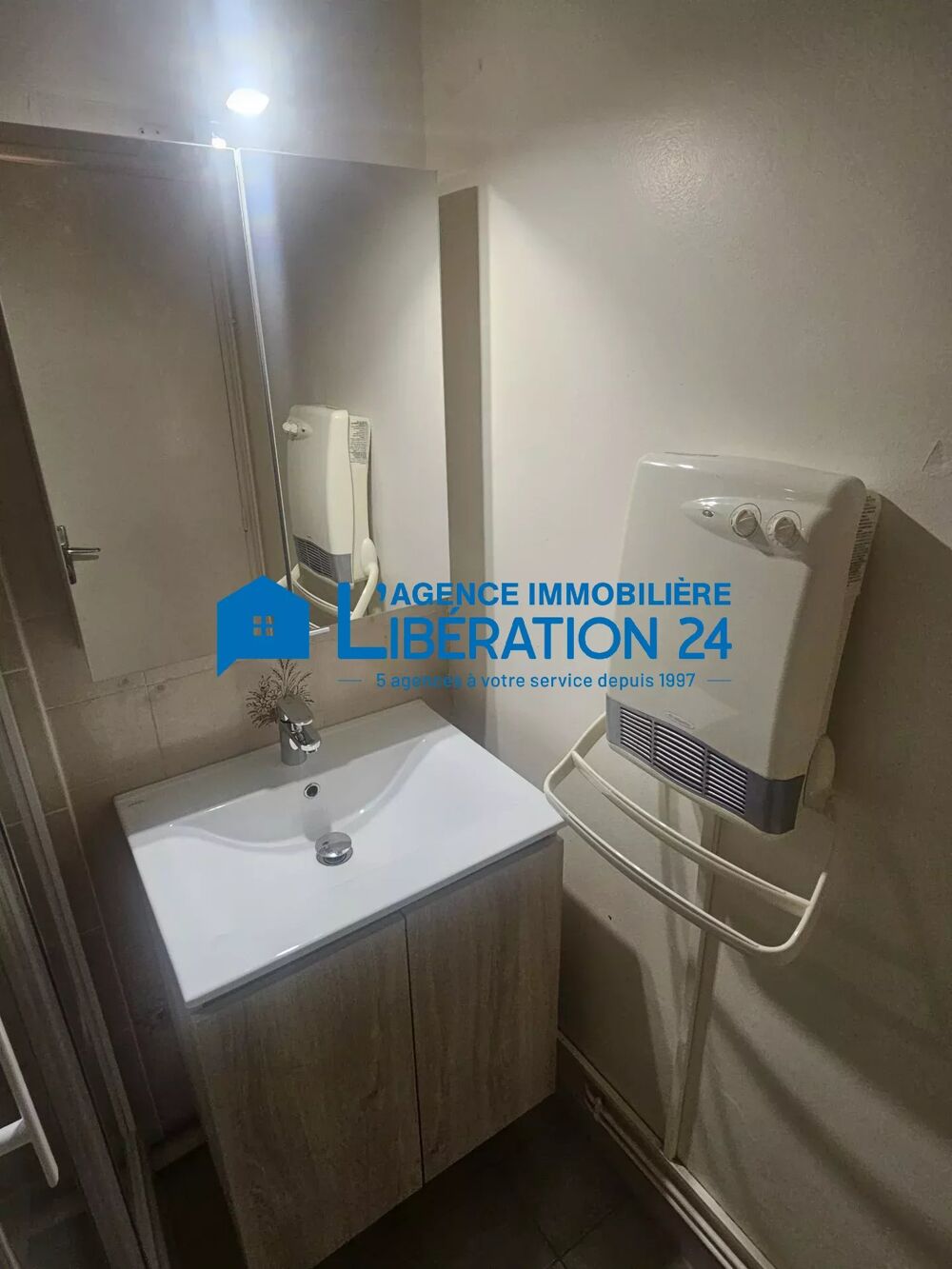 Location Appartement Studio 20m2 centre ville Saint-chamond