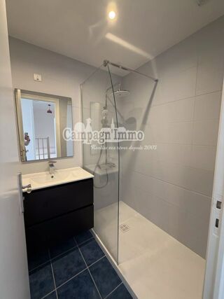  Appartement à louer 4 pièces 78 m²