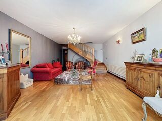  Maison à vendre 7 pièces 213 m²