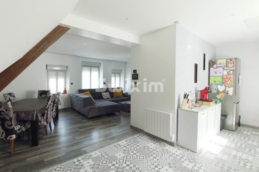 Vente Appartement Appartement T5 avec garage, cave et grenier Maîche