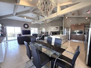  Maison � vendre 7 pi�ces 250 m�