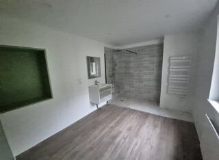  Appartement � louer 3 pi�ces 115 m�