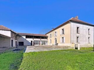 Maison 9 pièces 300 m² · à Trie-sur-Baïse · 300 m² · 177 000 €